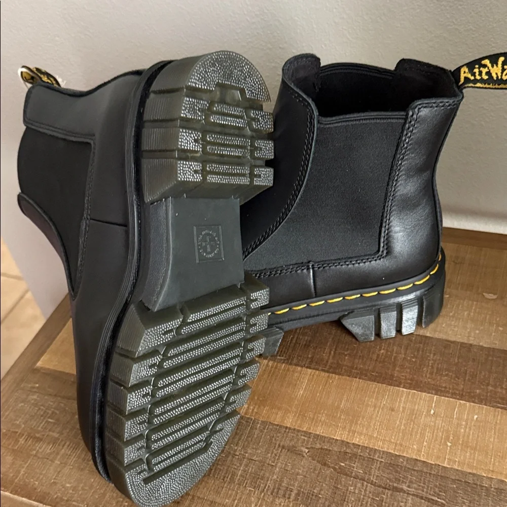 Black Leather Chelsea Boots - Picture 4 of 5